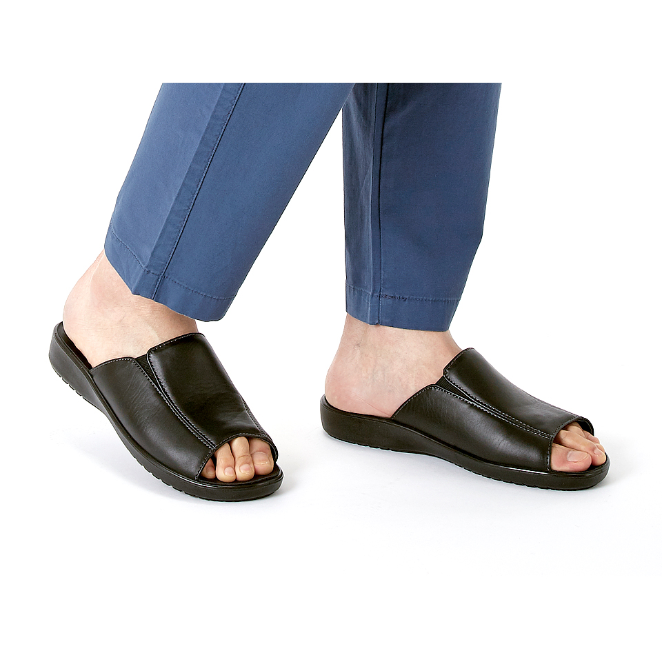 モデル着用カラー:ブラック