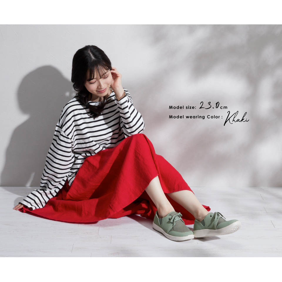 モデル着用:カーキ